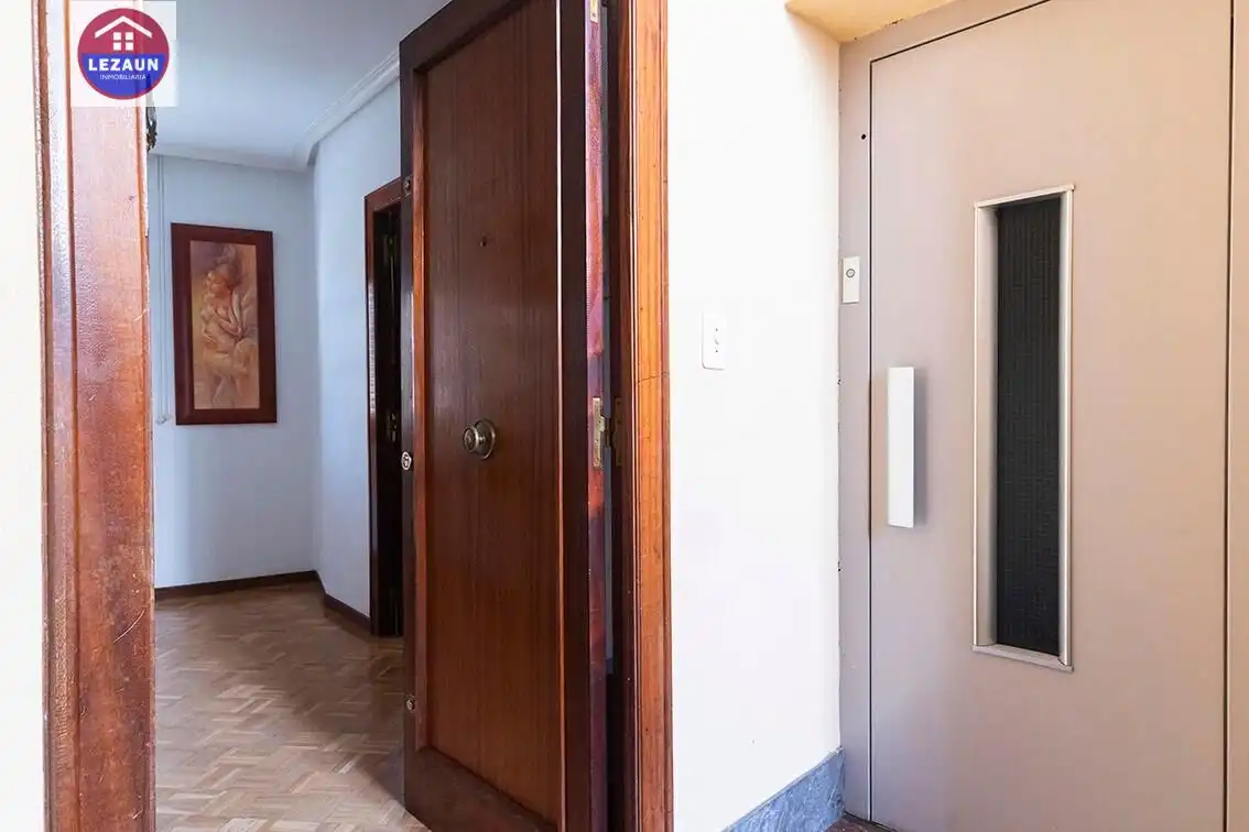 Flat for sale in Funes  with Parquet flooring, Terrace and Storage room