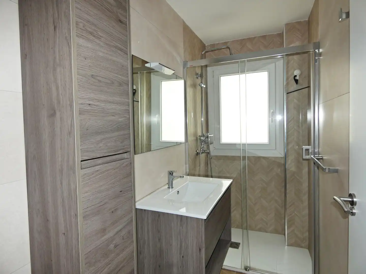 Badezimmer von Wohnung zum Verkauf in Gualchos mit Möbliert