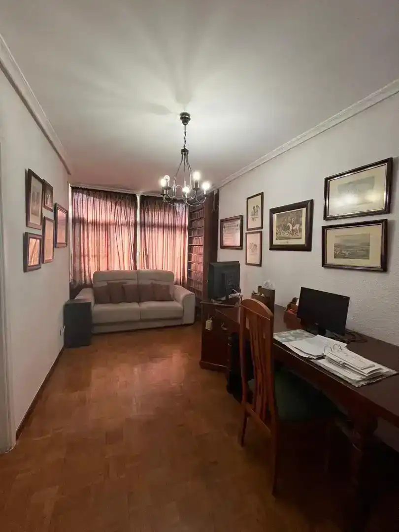 Sala d'estar de Pis en venda en Navalmoral de la Mata amb Aire condicionat i Balcó