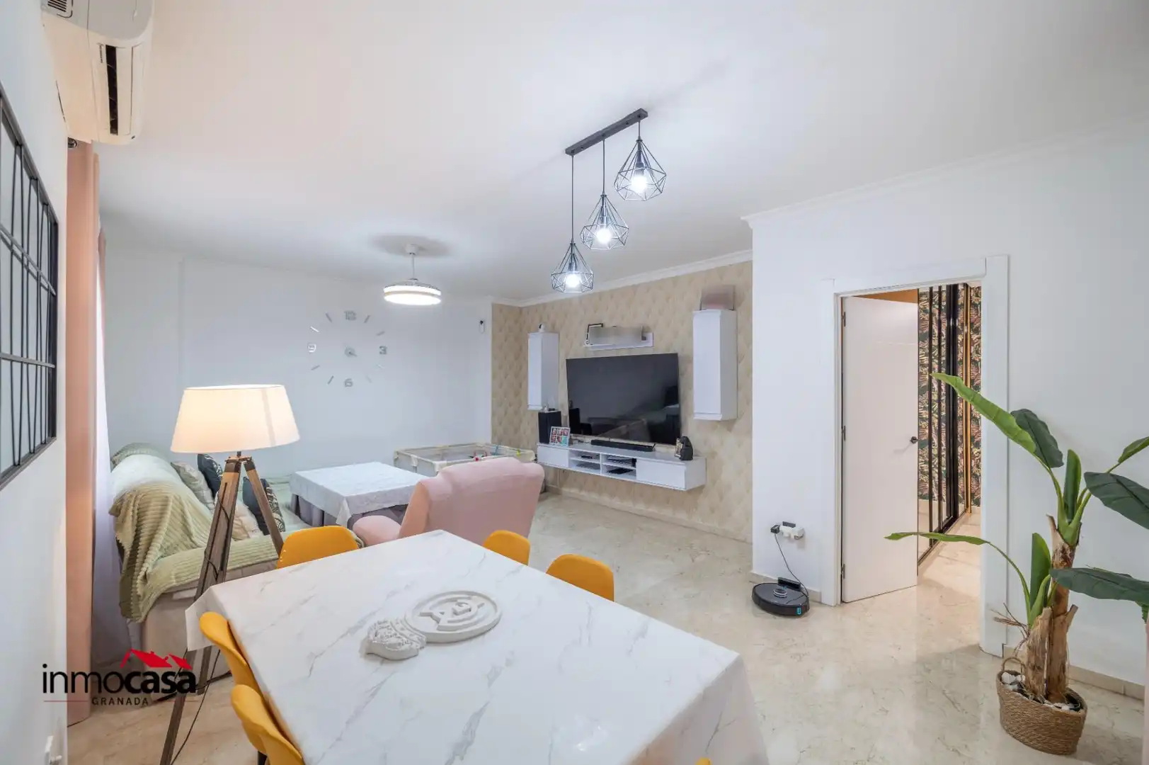 Sala de estar de Piso en venta en Maracena con Aire acondicionado y Amueblado