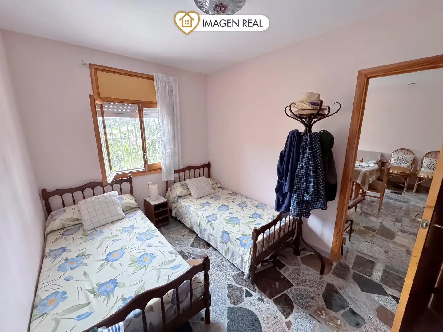 Habitación de Casa o chalet en venta en Vallirana con Calefacción, Jardín privado y Terraza