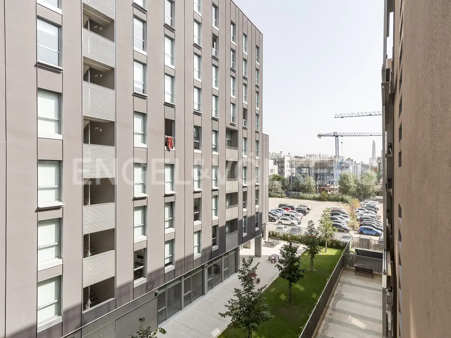 Vista exterior de Piso en venta en Sant Adrià de Besòs con Aire acondicionado, Calefacción y Parquet