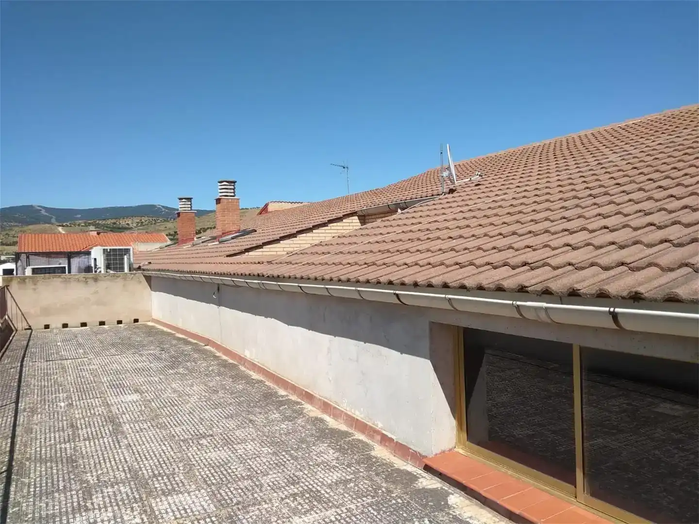 Vista exterior de Ático en venta en Aniñón