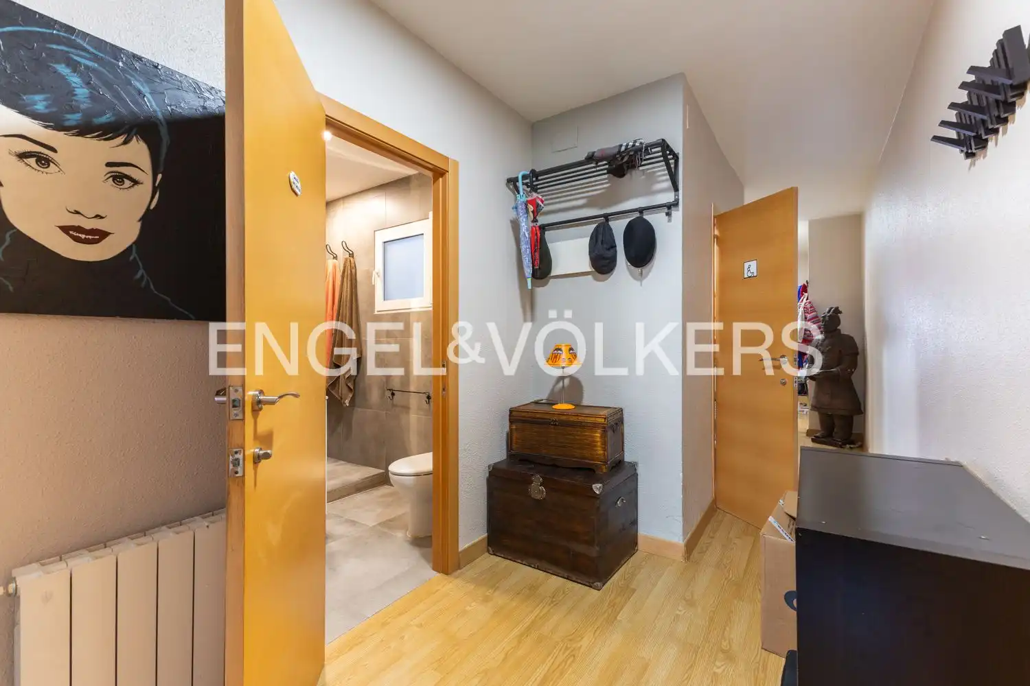 Flat for sale in Valencia  with Air Conditioner, Heating and Parquet flooring