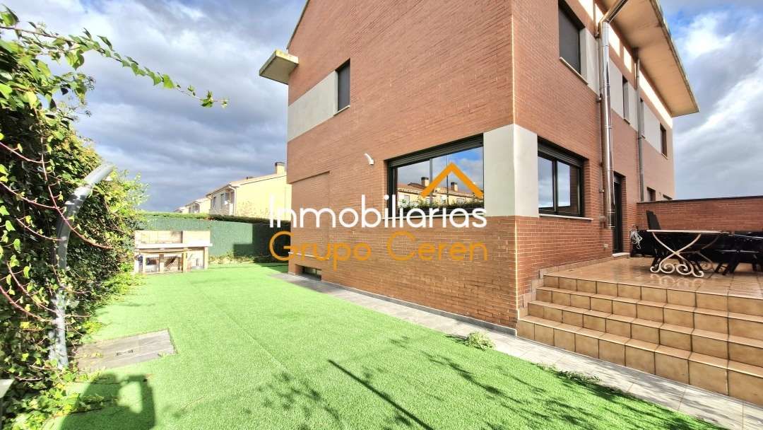 Single-family semi-detached for sale in Cirueña
