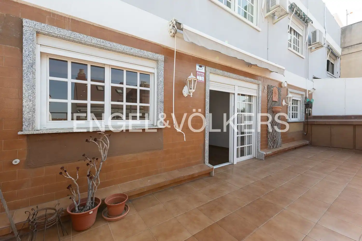 Penthouse with lift for sale in Carrer de Mossén Fenollar
