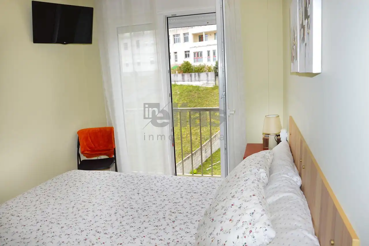 Habitación de Piso de alquiler en Laxe con Amueblado y Balcón