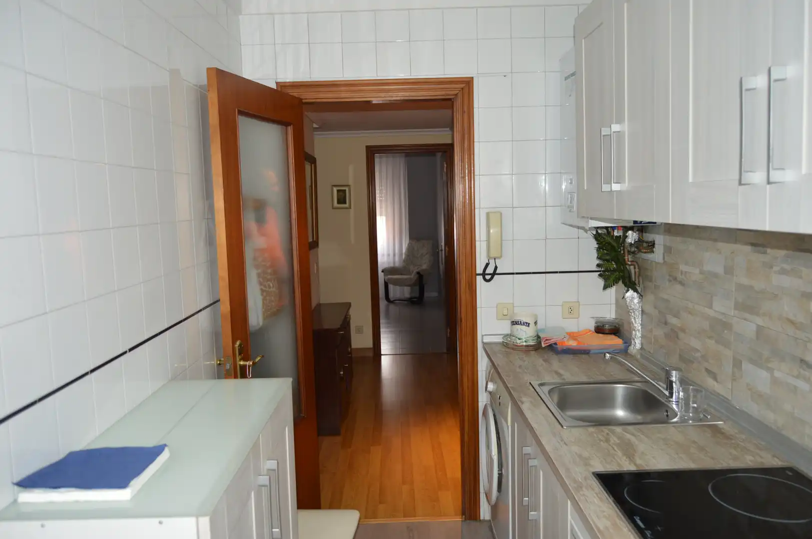 Cocina de Piso en venta en Avilés con Calefacción, Parquet y Trastero