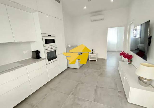 Piso en Alquiler en Calle Jábega en Castillo Sohail - Myramar