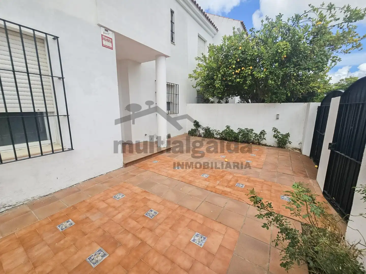 Jardín de Casa adosada en venta en Sanlúcar de Barrameda con Terraza y Trastero