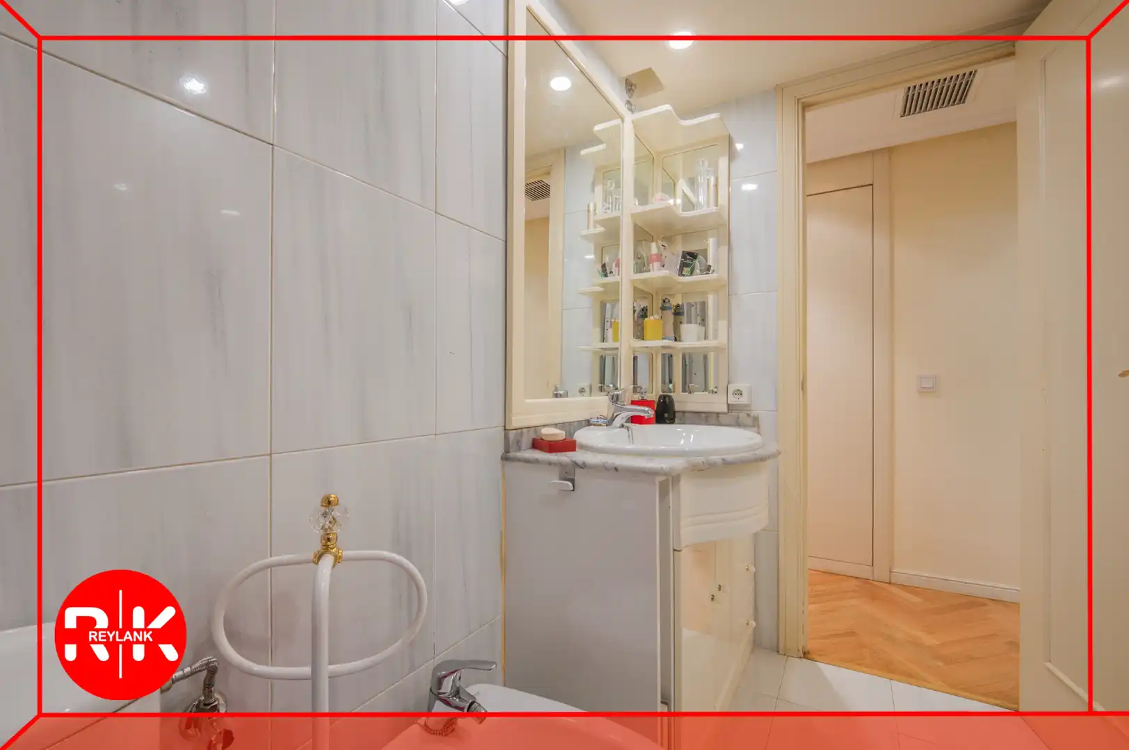Baño de Piso en venta en La Espinilla - Parque Blanco