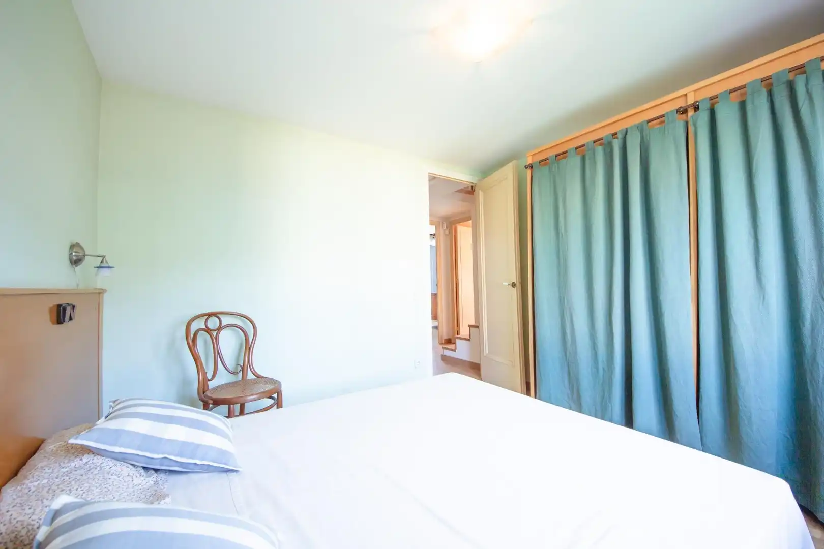 Habitación de Casa o chalet en venta en Argentona con Calefacción, Jardín privado y Terraza