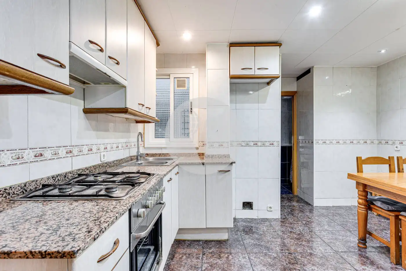 Cocina de Piso en venta en Barcelona con Aire acondicionado, Calefacción y Terraza