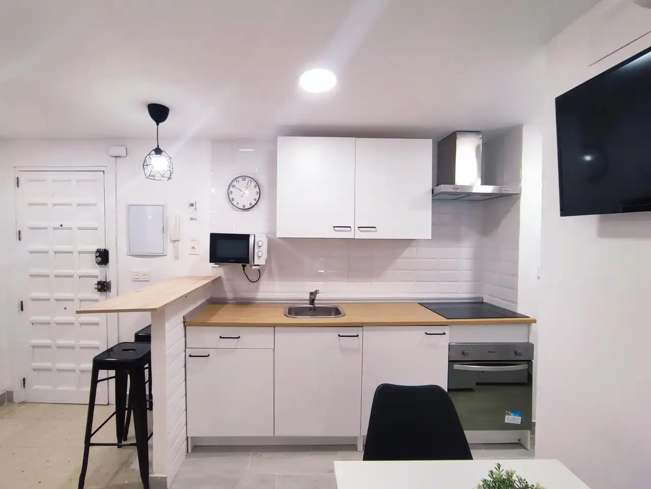 Habitación en Julio Moreno Dávila, Cartuja