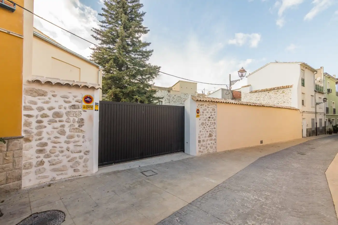 Vista exterior de Casa o xalet en venda en Cocentaina amb Calefacció, Jardí privat i Terrassa