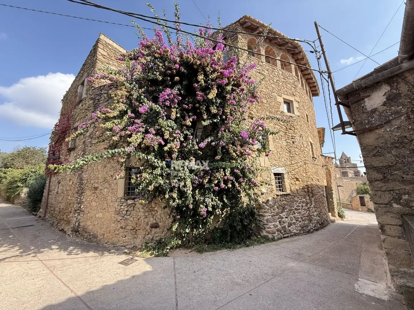 Vista exterior de Casa o xalet en venda en Madremanya amb Calefacció, Terrassa i Traster