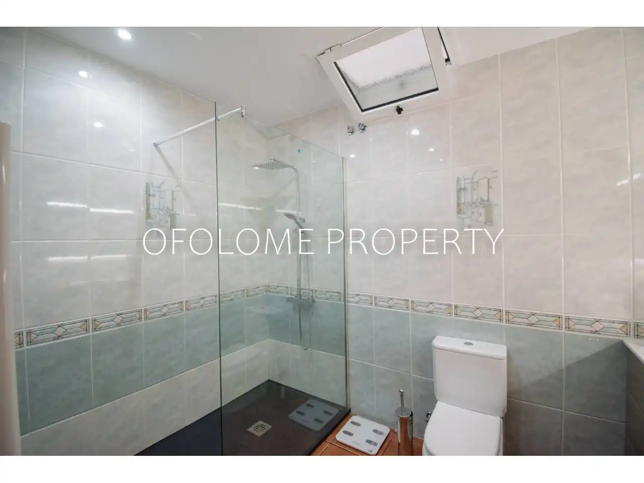 Bathroom of Houses for sale in Sabadell  with Air Conditioner, Heating and Terrace