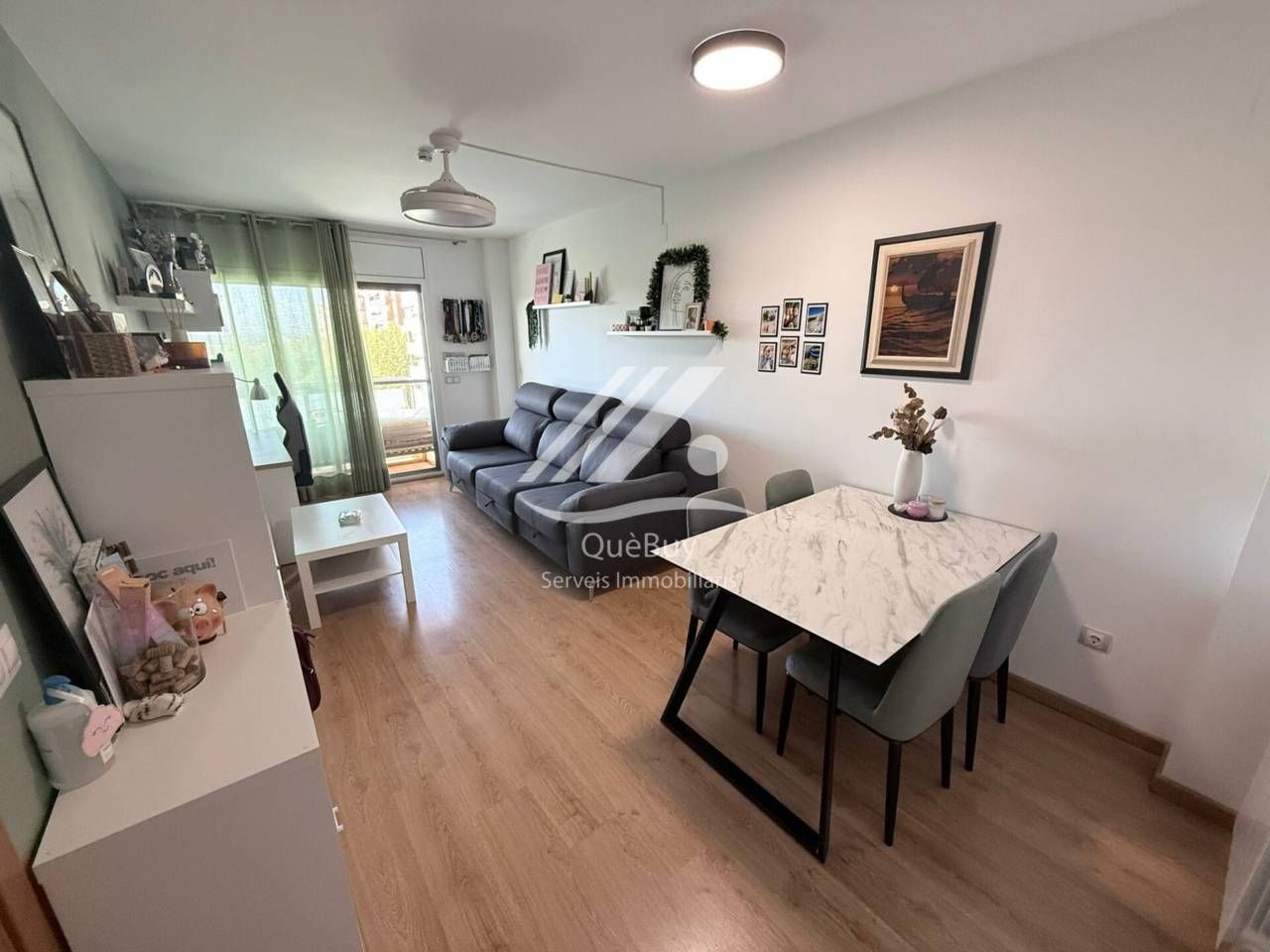 Living room of Flat for sale in Valls  with Air Conditioner, Heating and Parquet flooring