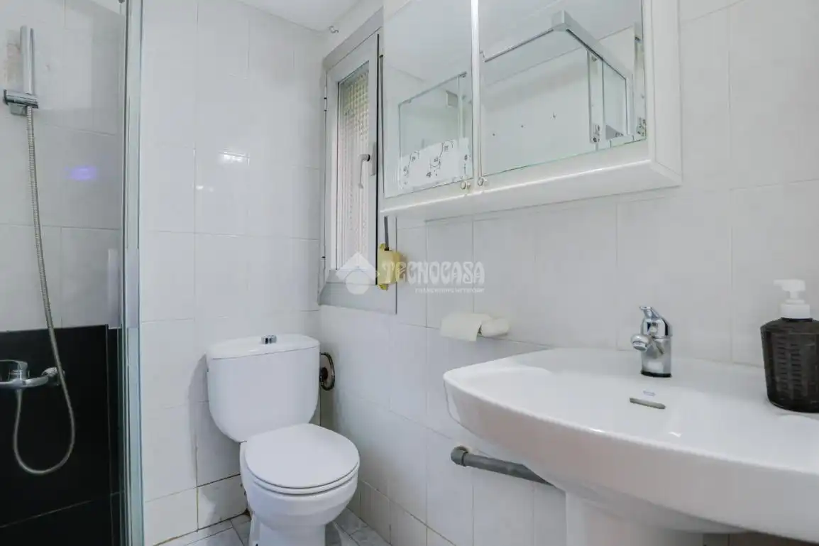 Baño de Piso en venta en Sabadell con Aire acondicionado y Terraza