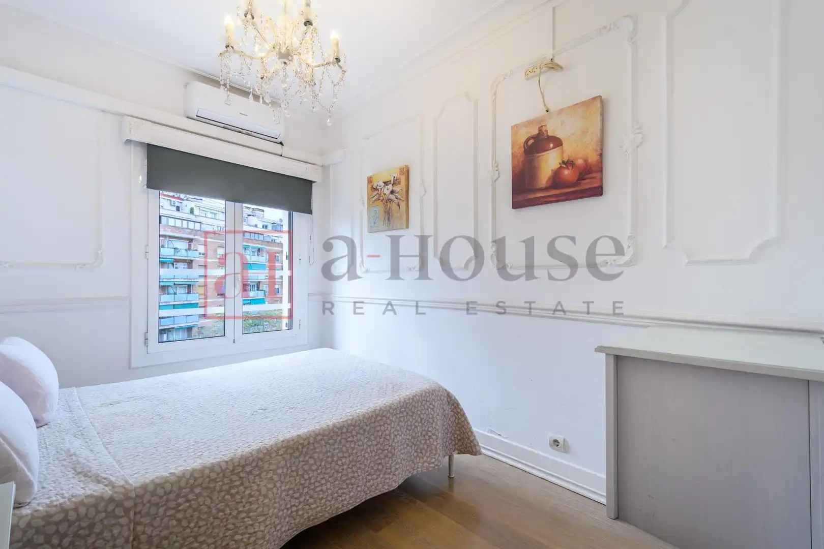 Piso con balcón en venta en Avenida de Josep Tarradellas, imagen 13