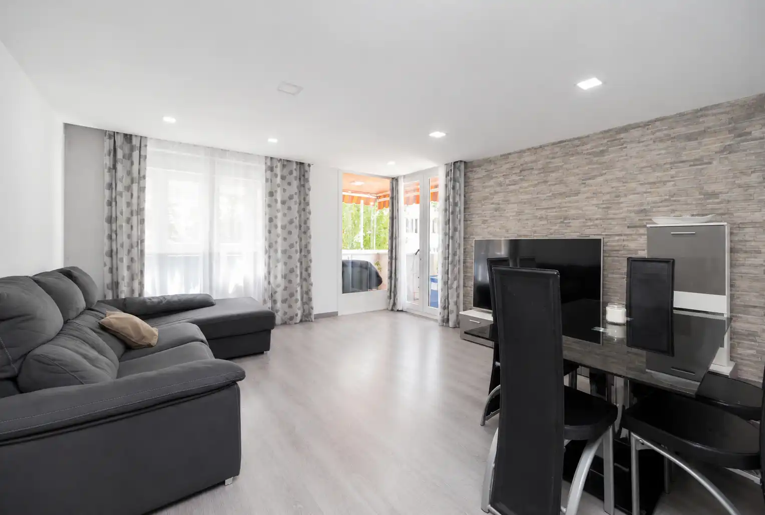 Piso con ascensor en venta en Avenida de la Onu, imagen 4