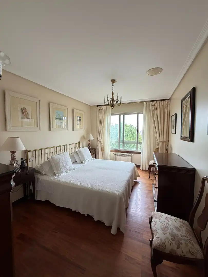 Habitación de Piso en venta en A Coruña Capital  con Calefacción, Parquet y Trastero