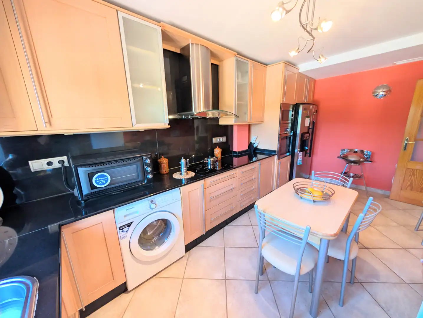 Cocina de Casa o chalet en venta en Cartagena con Aire acondicionado, Calefacción y Jardín privado