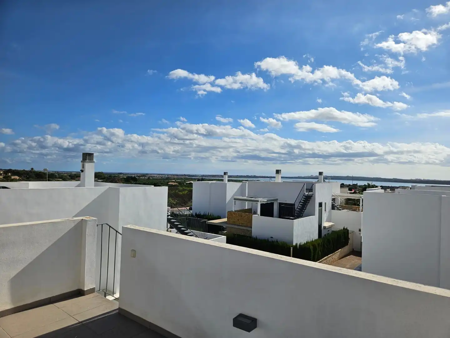 Vista exterior de Casa o chalet en venta en Rojales con Aire acondicionado, Jardín privado y Terraza