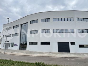 Offices for sale in Calle Siroco 1