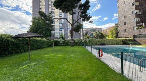 Foto 3 de Piso en venta en Niño Jesús, Madrid Capital