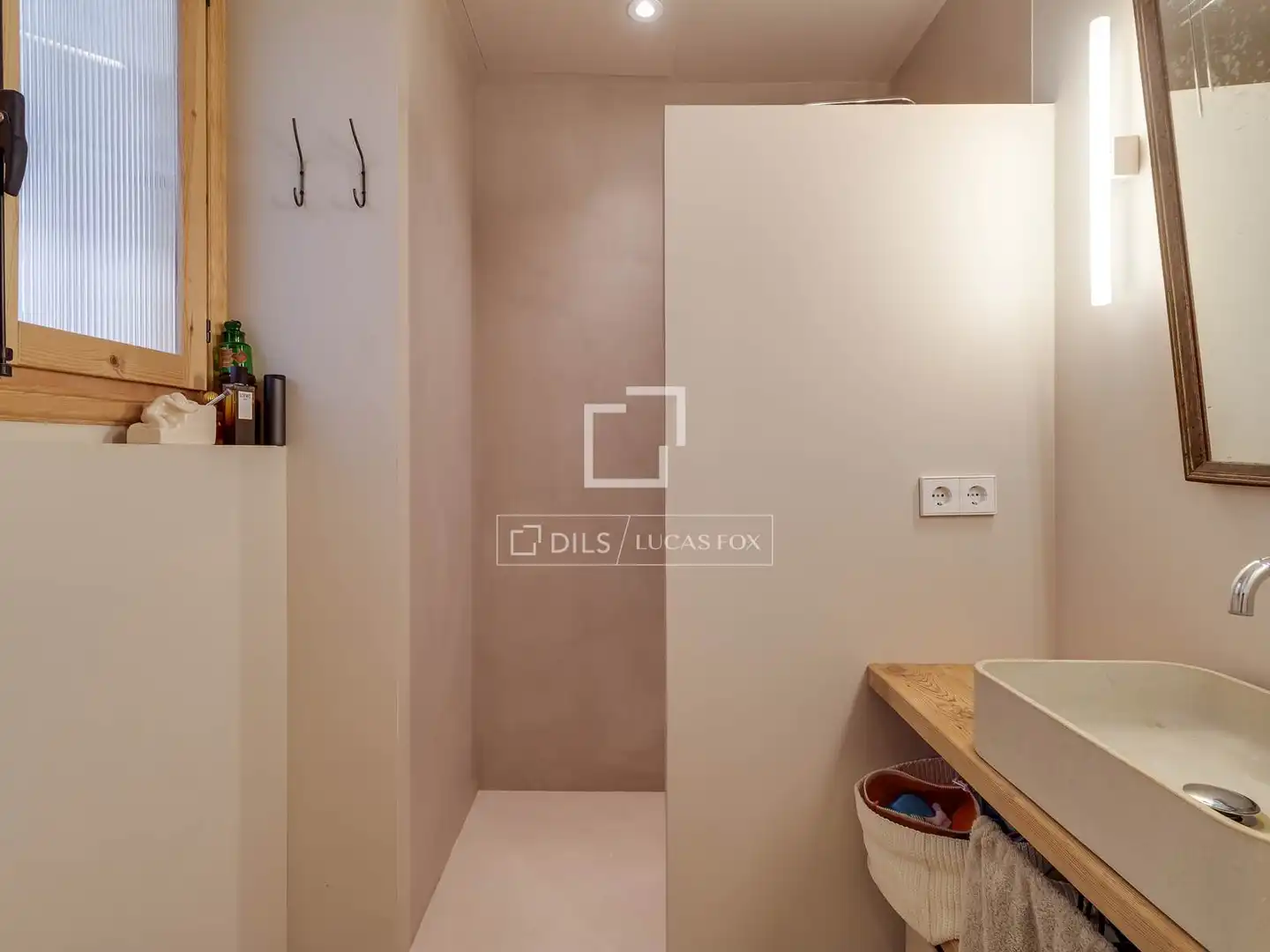 Baño de Piso en venta en Barcelona con Aire acondicionado, Calefacción y Terraza
