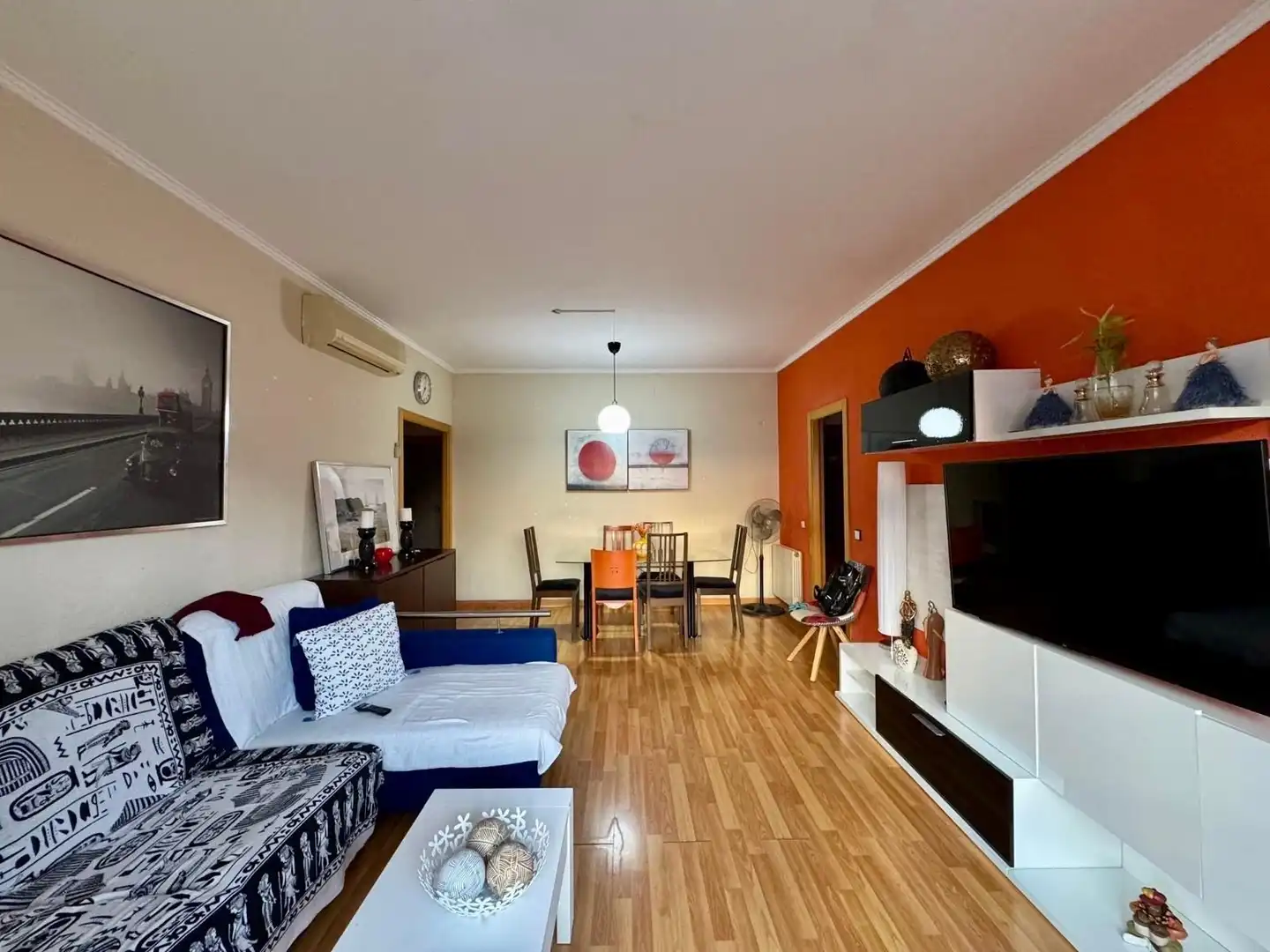 Living room of Flat for sale in Badalona  with Air Conditioner and Heating