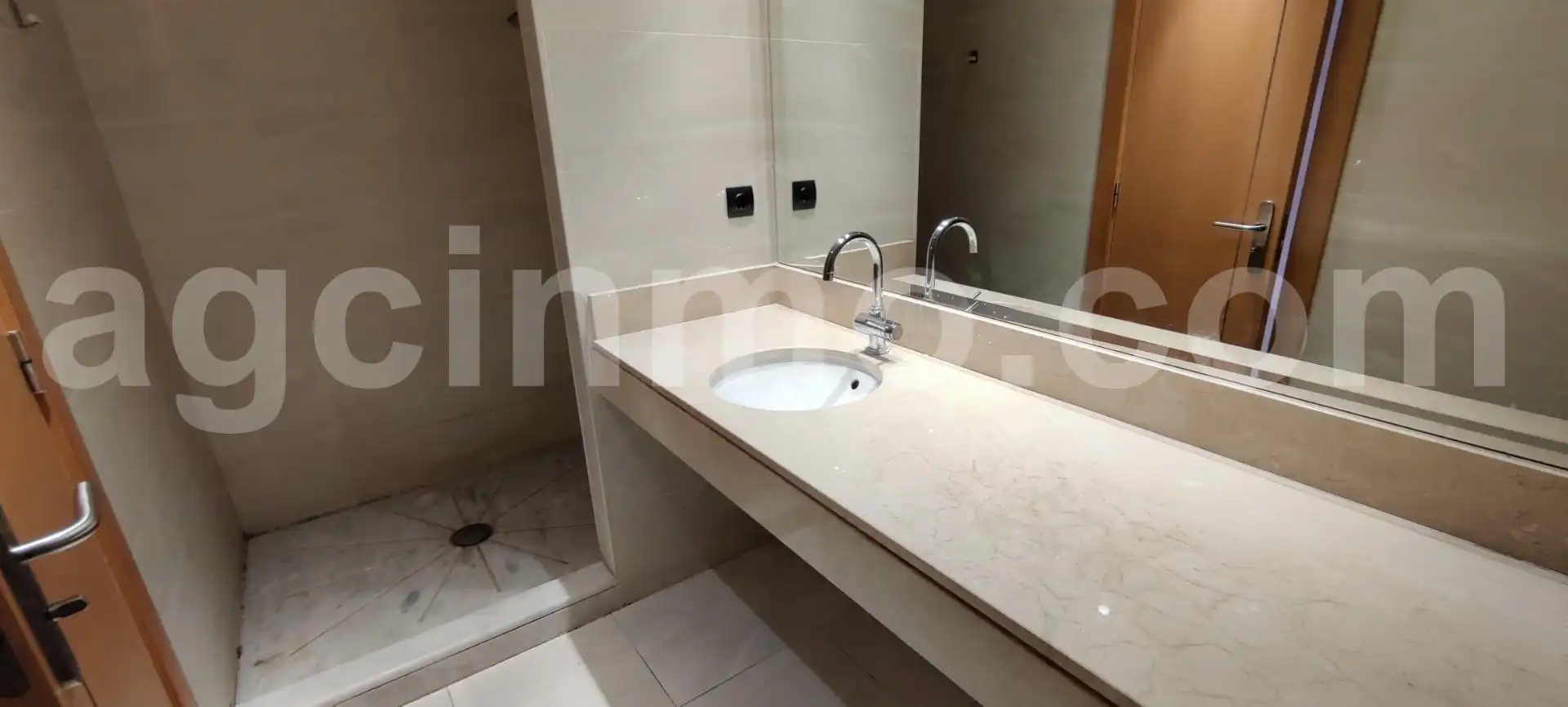 Bany de Pis en venda en Valladolid amb Aire condicionat, Calefacció i Terrassa