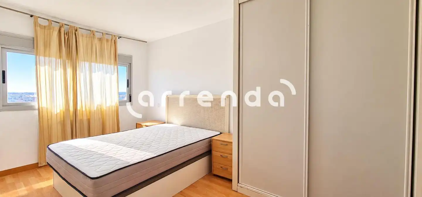 Schlafzimmer von Wohnung zur Miete in Usera