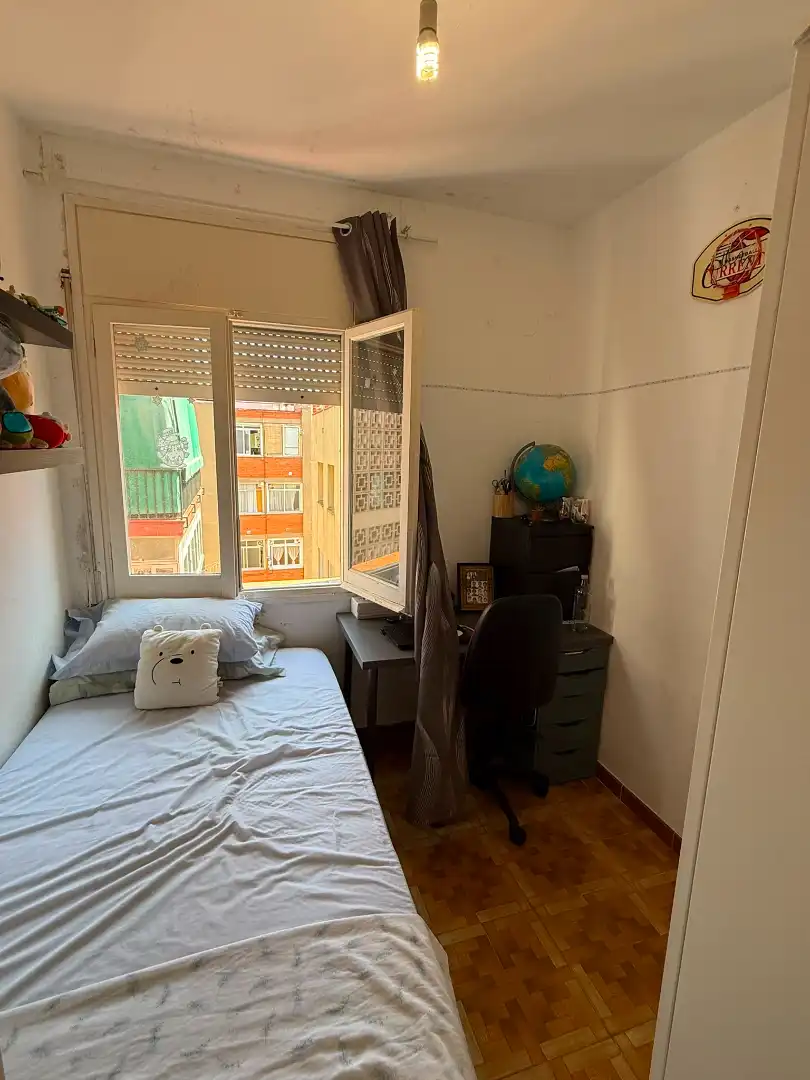 Bedroom of Flat for sale in Gavà