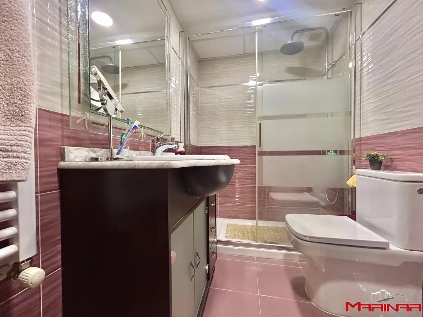 Baño de Casa adosada en venta en Seseña con Aire acondicionado, Calefacción y Jardín privado