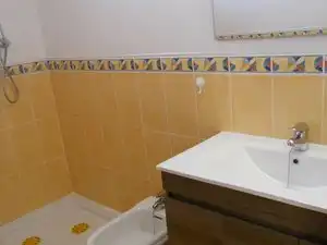 Baño de Ático en venta en Picassent con Aire acondicionado, Calefacción y Terraza