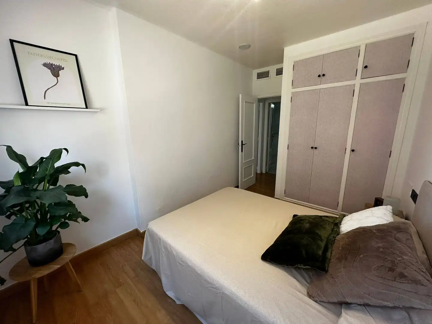 Habitación de Apartamento en venta en Murcia con Aire acondicionado, Trastero y Amueblado