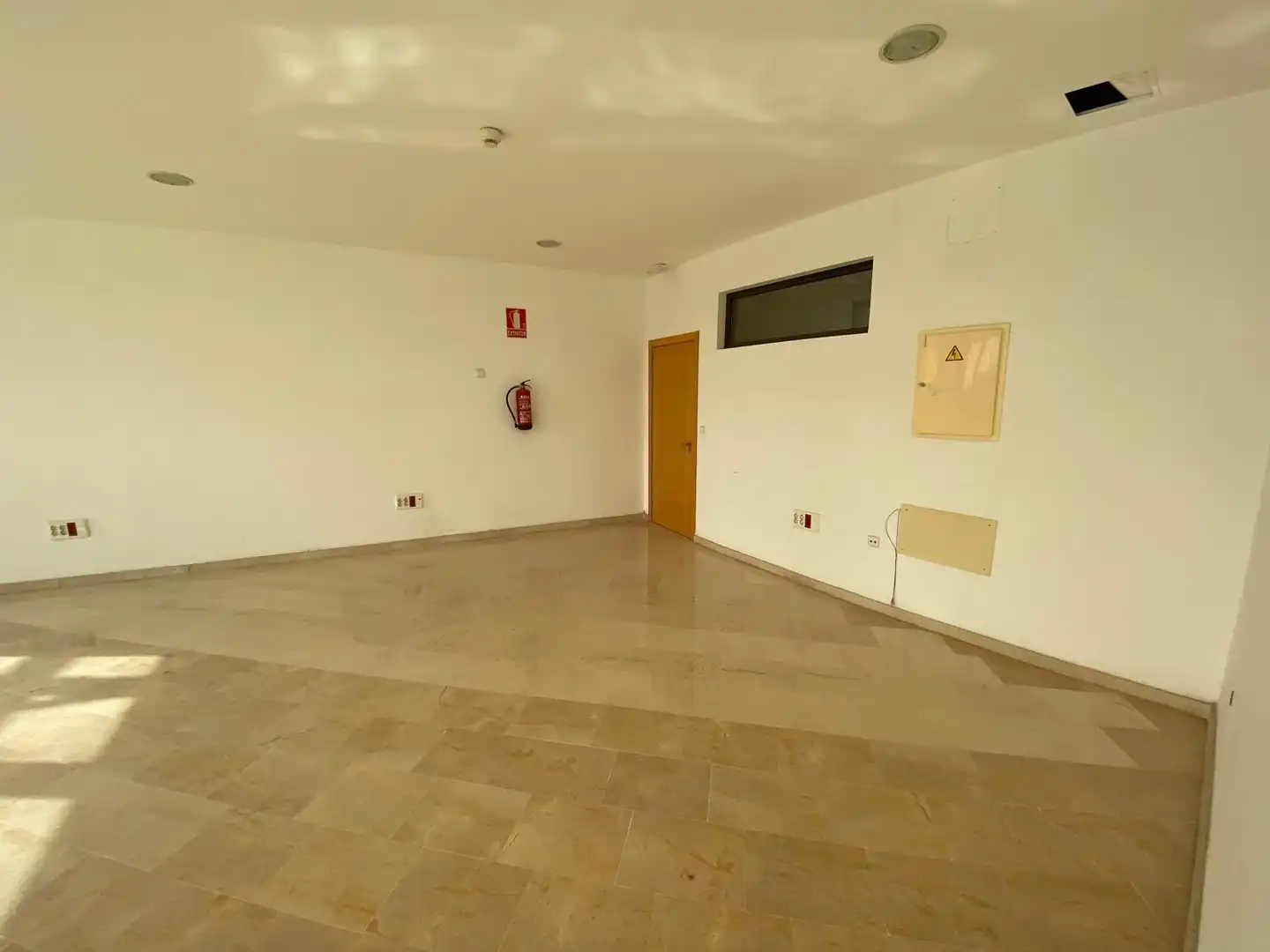 Büro mit Aufzug zur Miete in Los Barrios, imagen 6