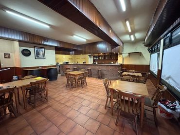 Local comercial en venta en Calle Velázquez