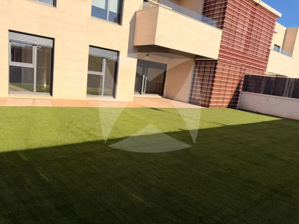 Terrassa de Pis de lloguer en Badajoz amb Aire condicionat, Jardí privat i Terrassa