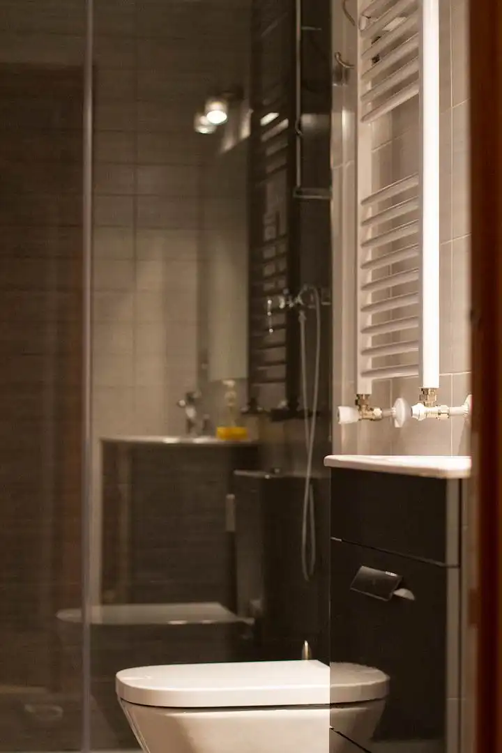 Baño de Casa o chalet en venta en Parres con Jardín privado, Trastero y Piscina