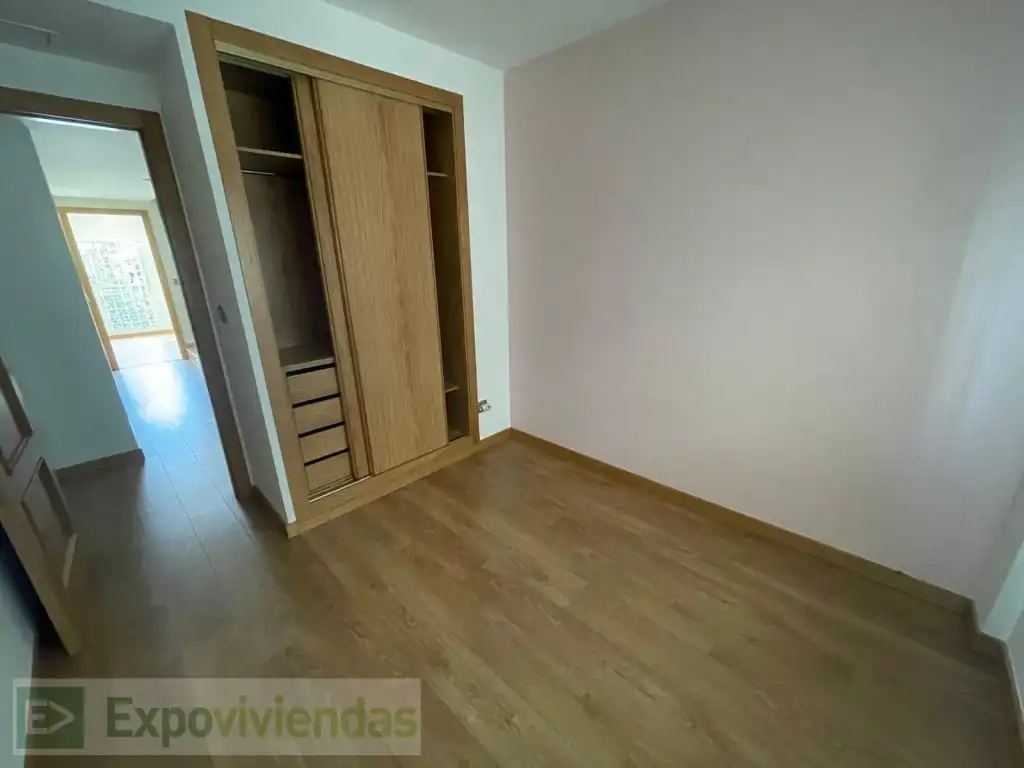 Habitación de Dúplex en venta en Murcia