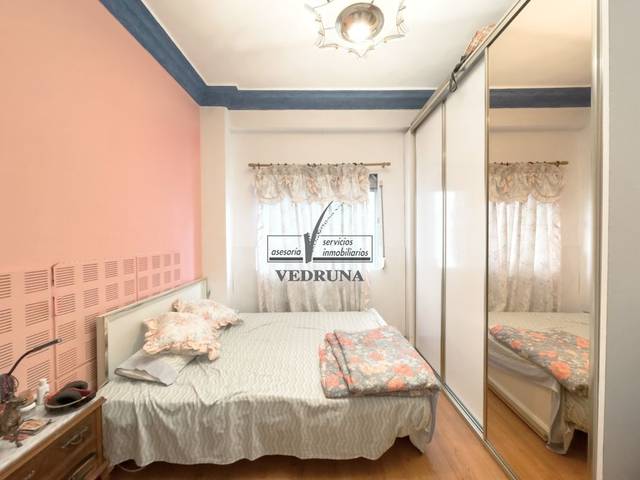 Piso en Venta en Paseo de Fernando el Católico en Universidad San Francisco