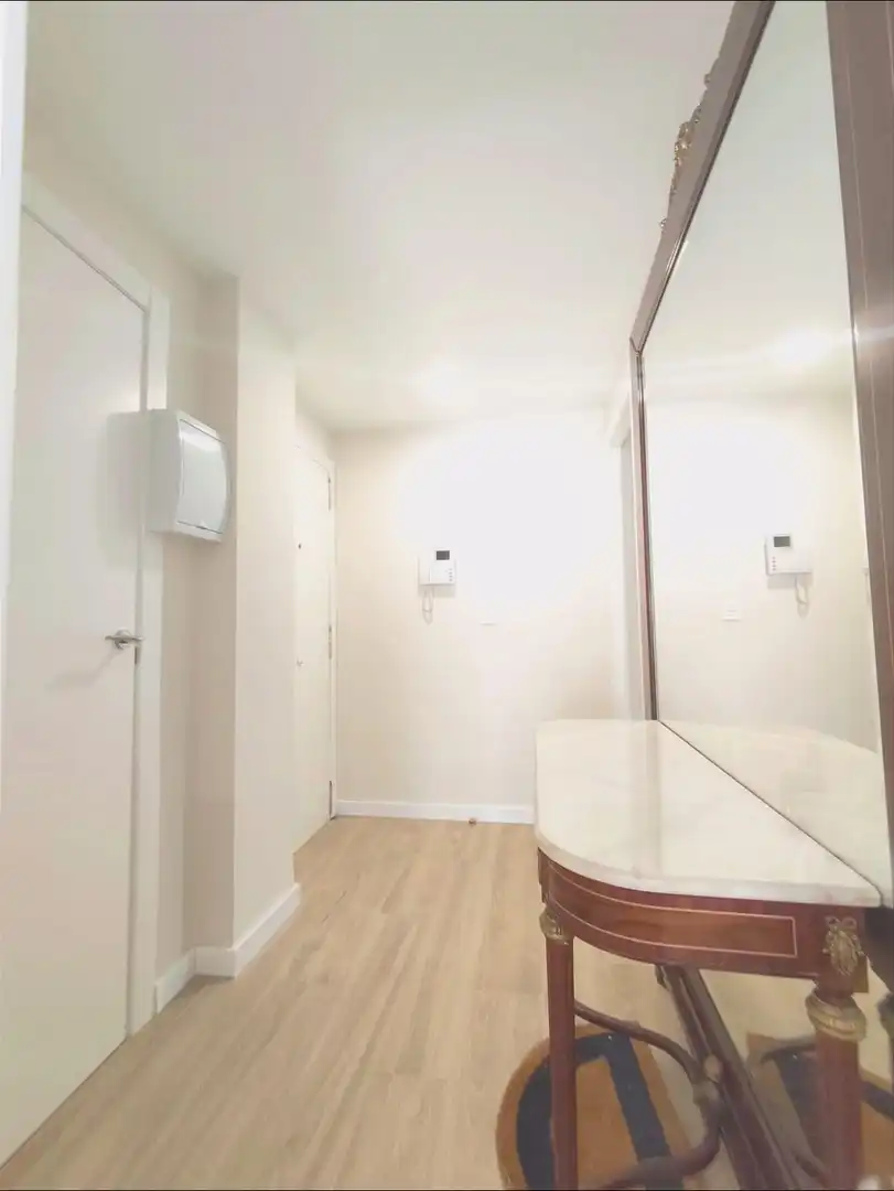 Piso en venta en Valencia con Jardín privado