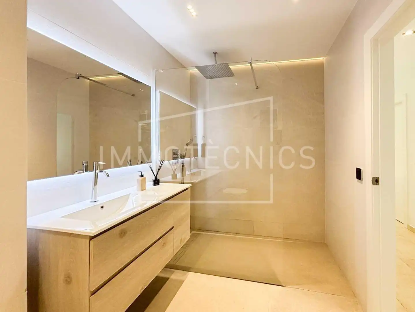 Villa mit Pool zum Verkauf in Calle PL6 PARC DE CALELLA. JOSEP GALLART 83, imagen 22