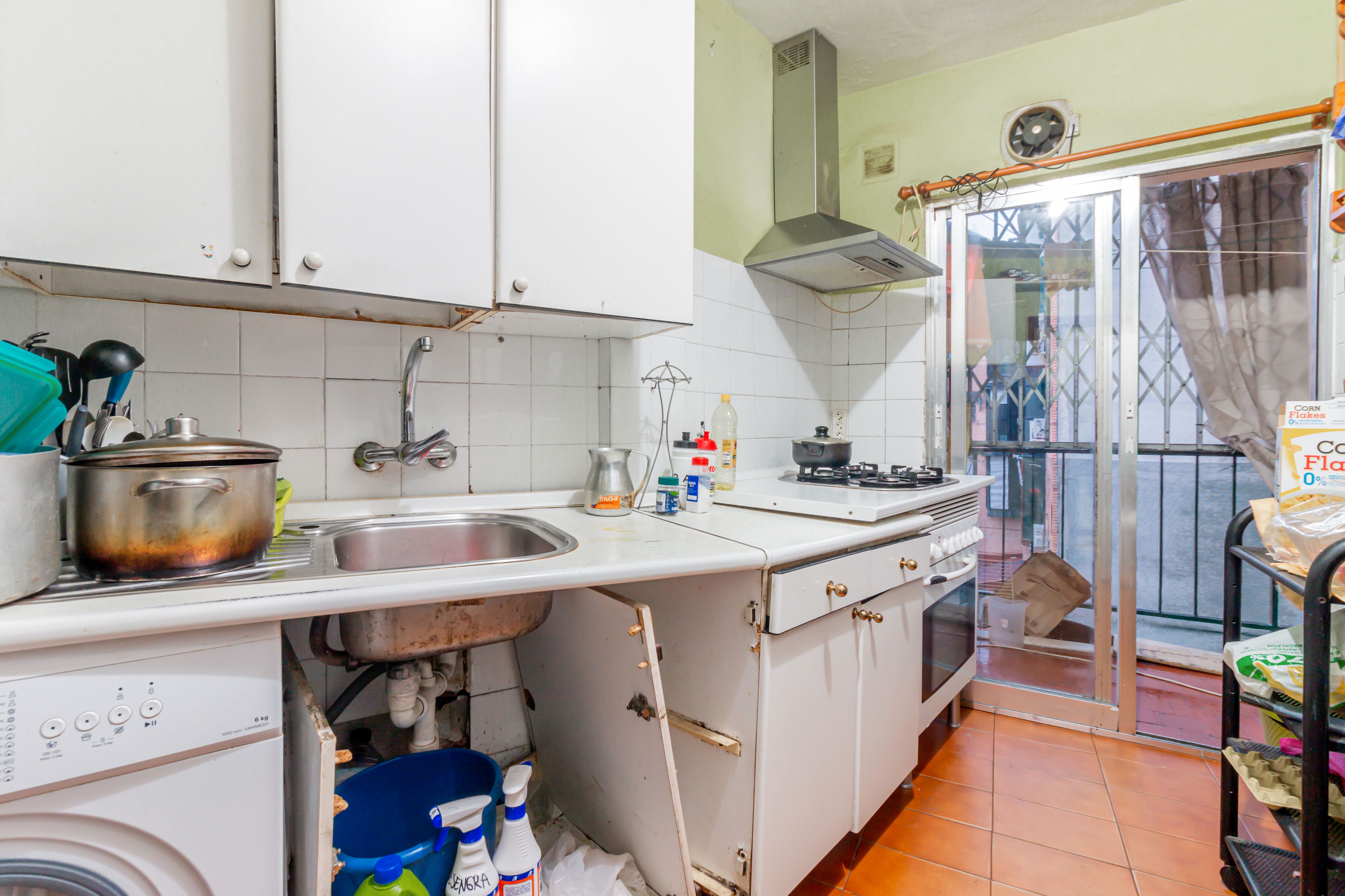 Kitchen of Flat for sale in  Madrid Capital  with Heating and Balcony
