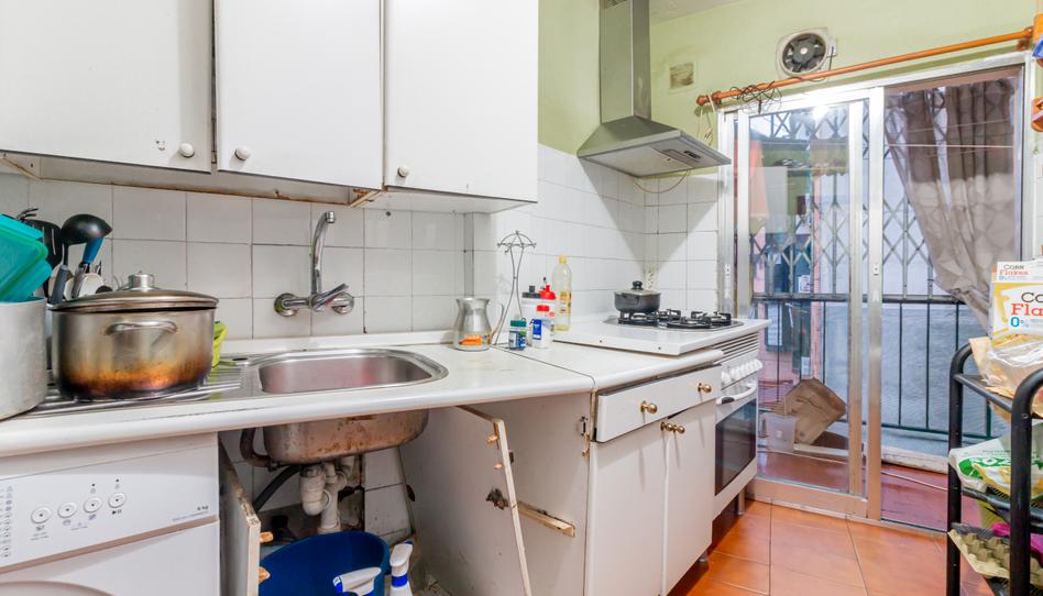 Photo 1 of Flat for sale in Calle del Aguacate, Buena Vista, Madrid