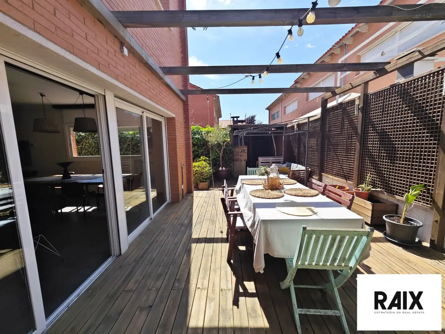 Casa adosada en venta en Carrer Garbi, Viladecavalls