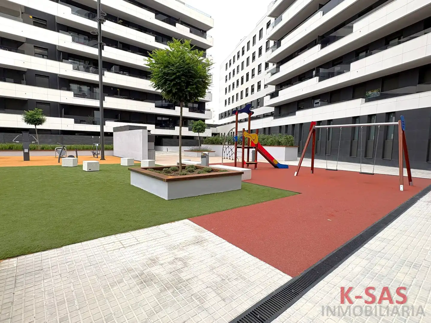 Terrassa de Pis de lloguer en Esplugues de Llobregat amb Aire condicionat, Parquet i Terrassa